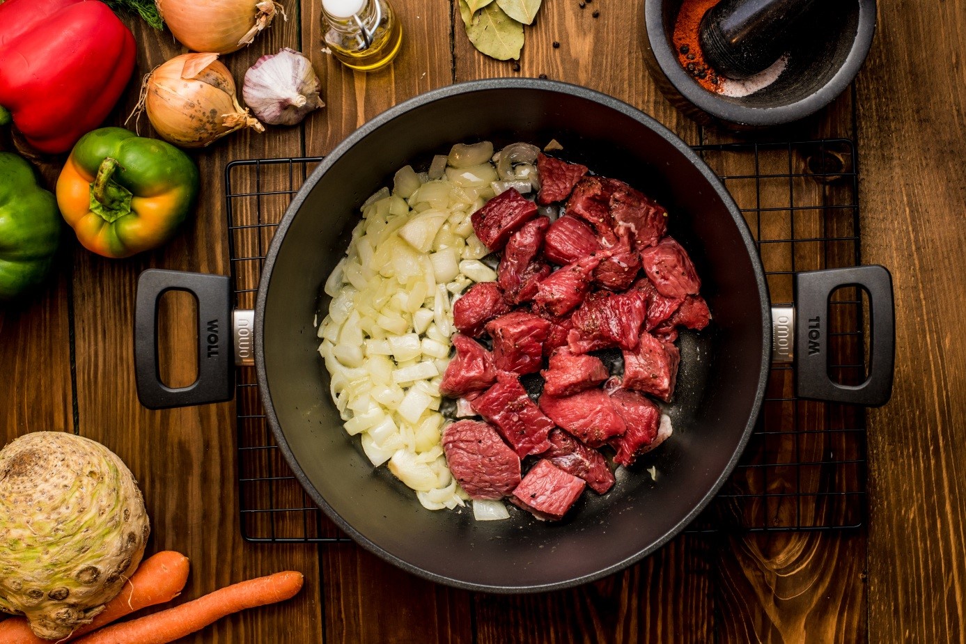 Pyszne przepisy na dania jednogarnkowe